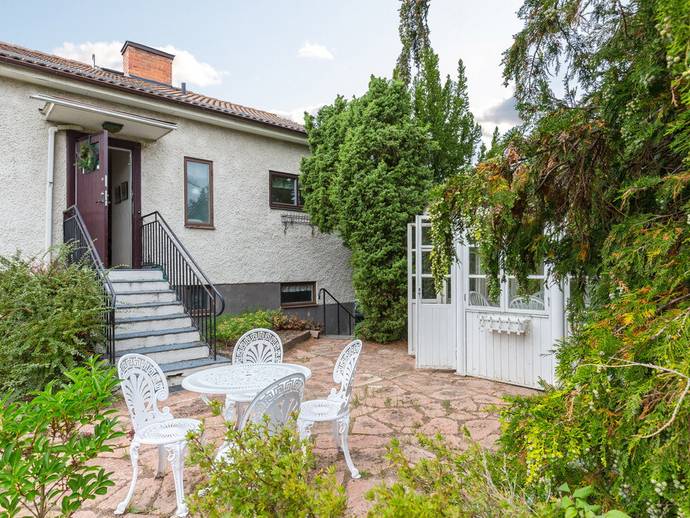 4 rok · 86 m² · Engelbrekts väg 38