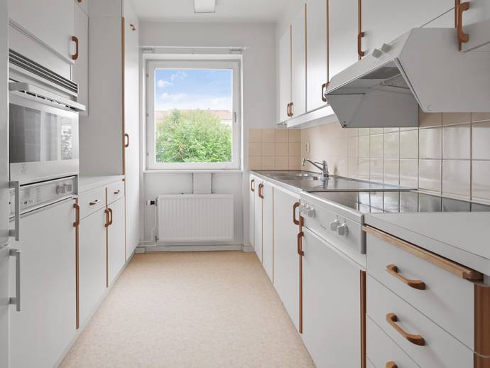 Apartment, 2 rooms, 57 m²