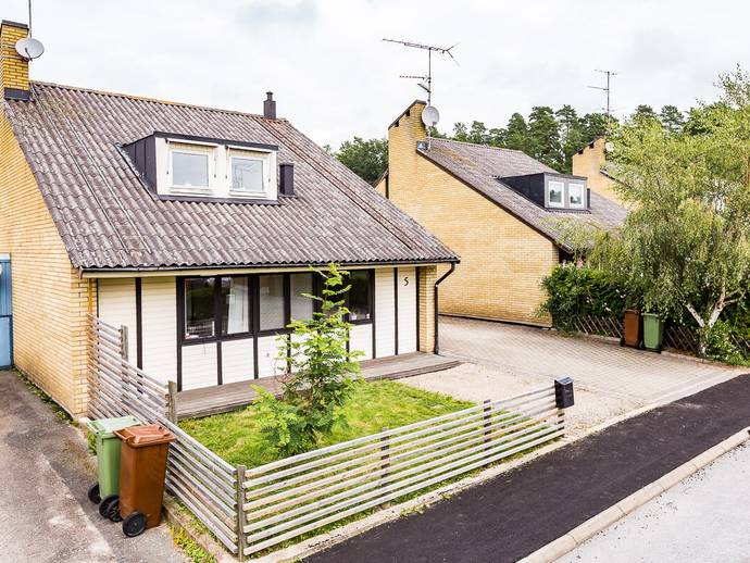 5 rok · 140 m² · Tibastvägen 5