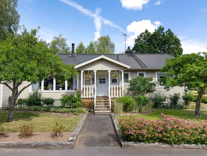 6 rok · 109 m² · Saxvägen 4