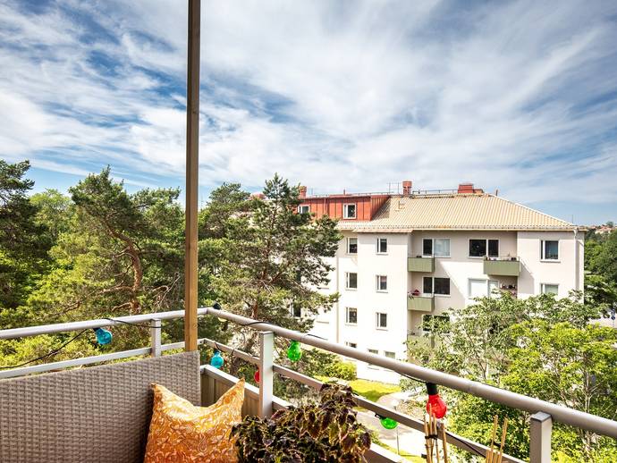 2 rok · 48 m² · Skulptörvägen 17, 3tr