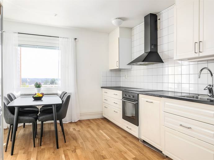1 rok · 42,5 m² · Torget 3A, 2 tr