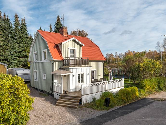 4 rok · 105 m² · Målargatan 2