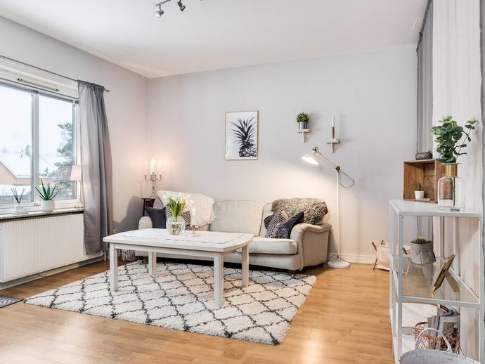 2 rok · 44,5 m² · Västra tvillingvägen 1