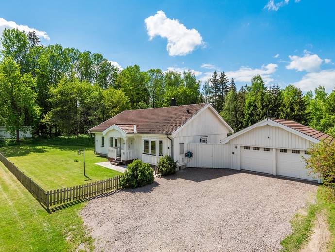 4 rok · 127 m² · Västerlösa England 2