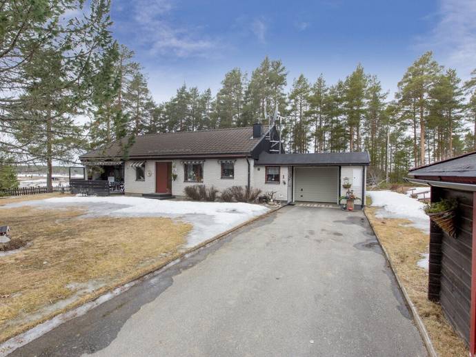 4 rok · 105 m² · Smultrongatan 1