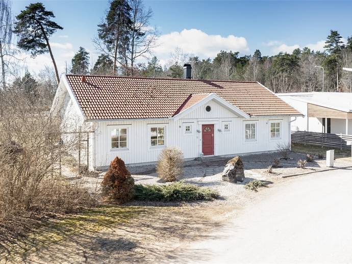 124 m² · Gäddestavägen 12