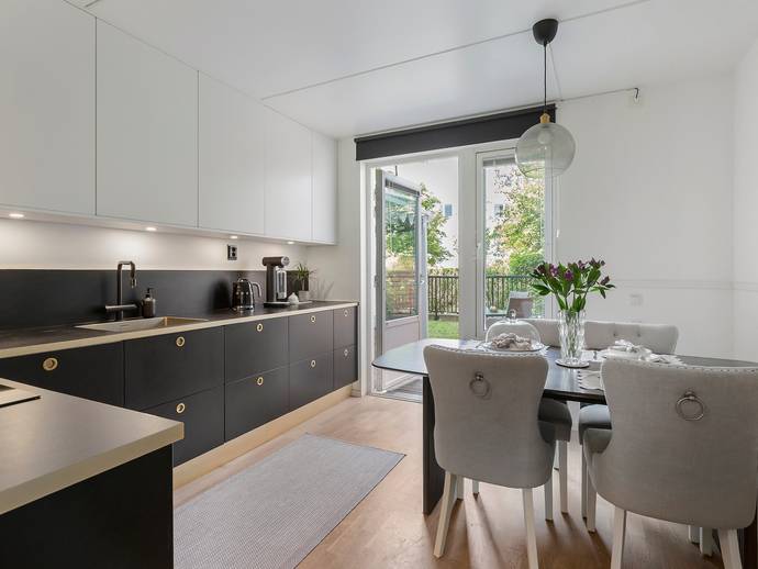 2 rok · 66 m² · Slottsvägen 4