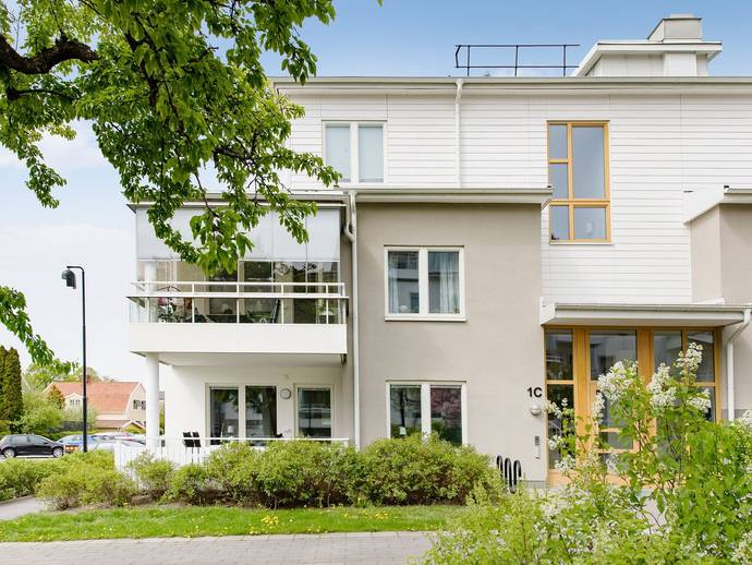 3 rok · 78 m² · Vallavägen 1C