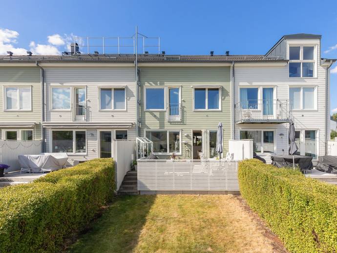 7 rok · 174 m² · Vinthundsgatan 99