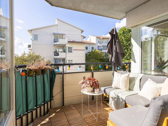 2 rok · 63 m² · Mjölnerbacken 16