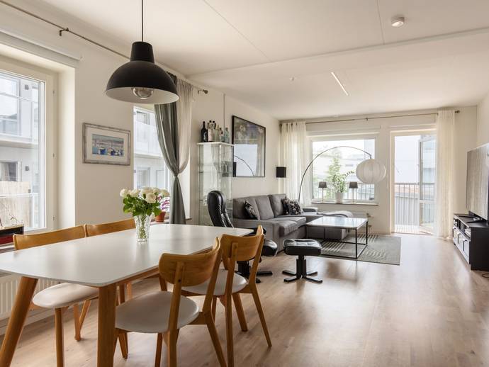 4 rok · 92 m² · Stenkvistavägen 8