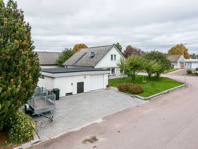 5 rok · 132 m² · Lokes väg 11