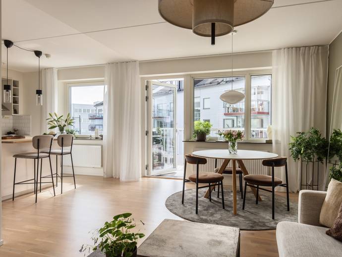 3 rok · 75 m² · Hedenströms väg 13, 3 tr