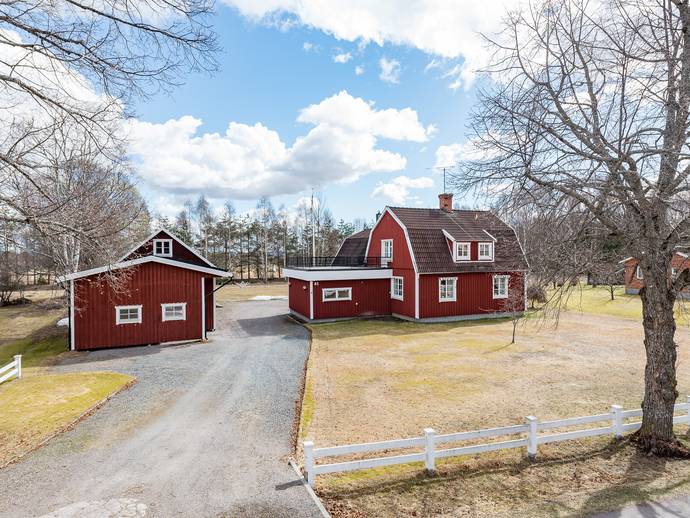 6 rok · 180 m² · Mats Knuts Väg 85