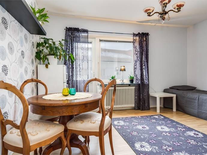 1 rok · 23,5 m² · Fältjägarvägen 41 B