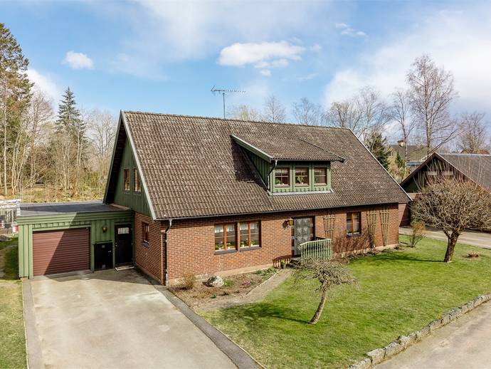 6 rok · 160 m² · Södervägen 1
