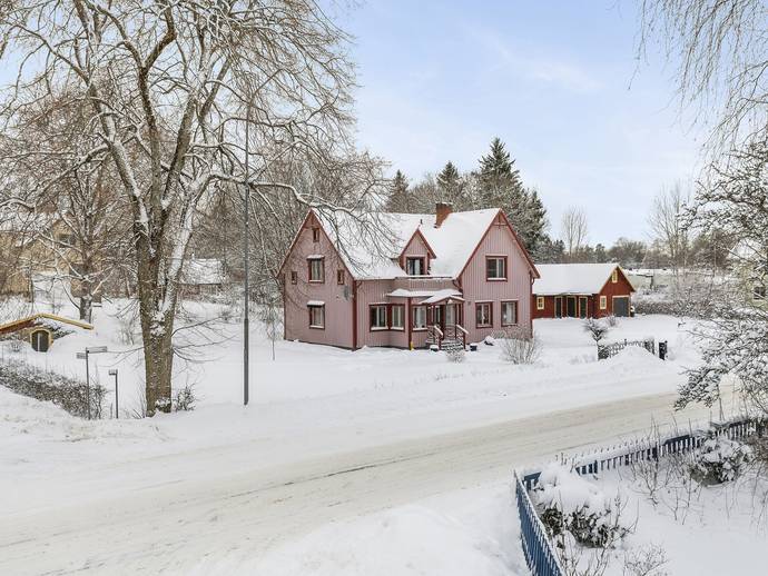 Stora vägen 37 i Kosta, Lessebo kommun - Villa till salu - Hemnet