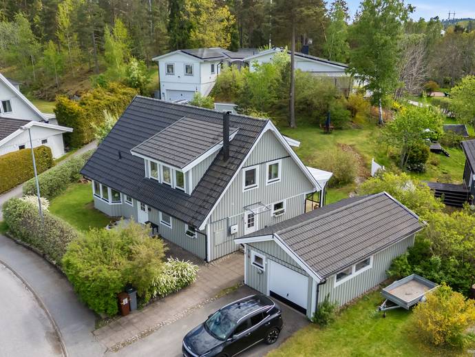 7 rok · 185 m² · Fnyskvägen 4