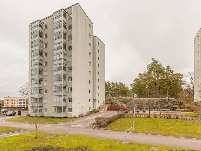 1 rok · 28,5 m² · Marsvägen 14