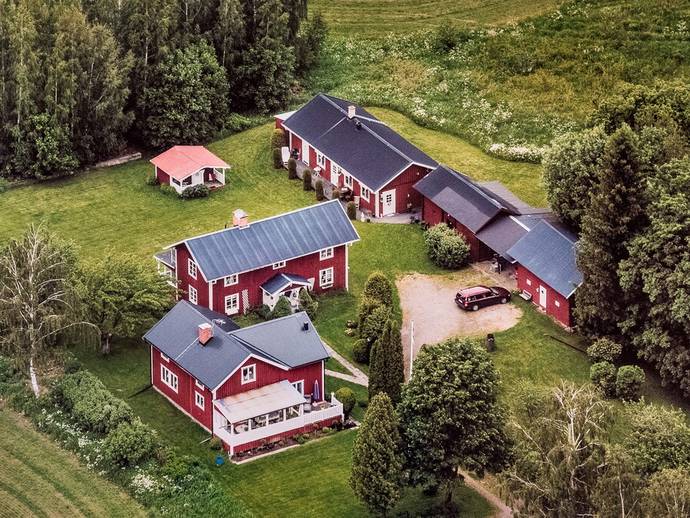 4 rok · 295 m² · Tyllsnäs 33-35