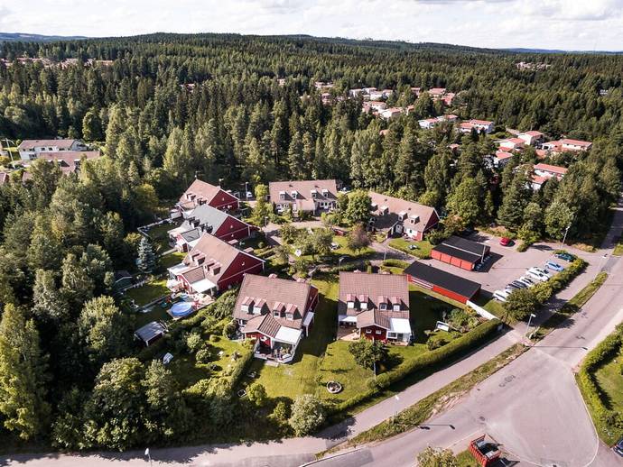 4 rok · 111 m² · Bo Eriks väg 5