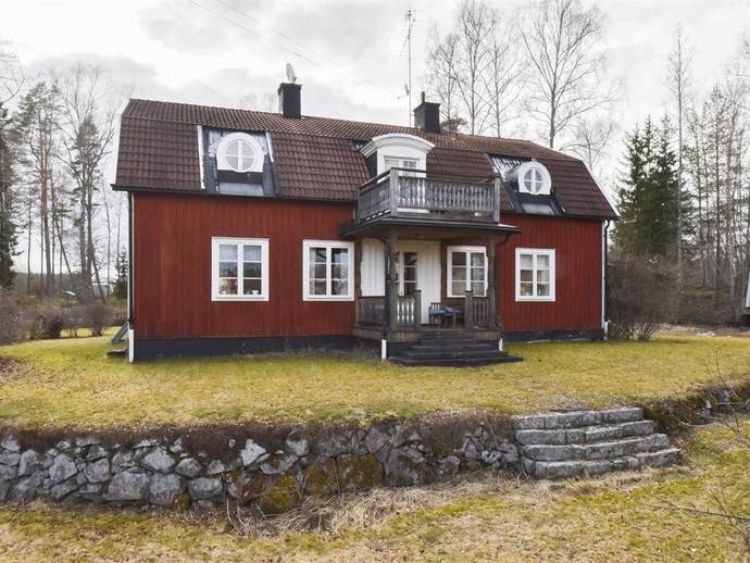 7 rok · 275 m² · Granhultsvägen 8