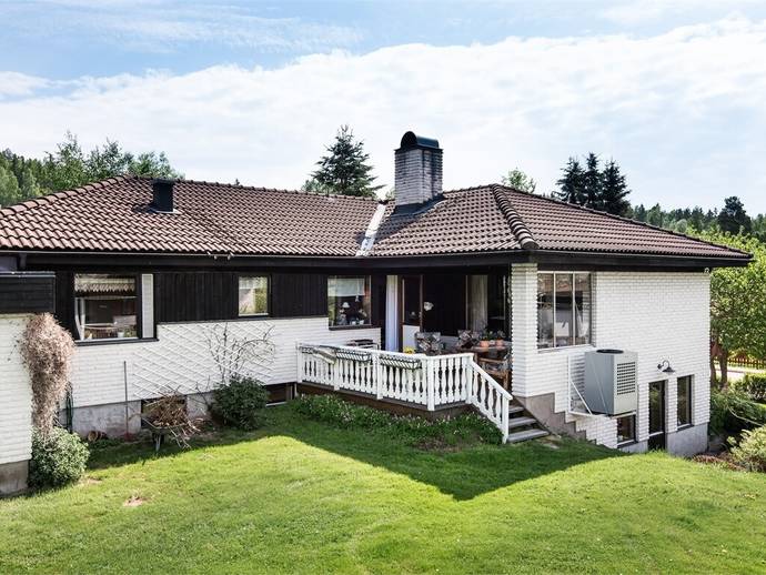 4 rok · 146 m² · Medbacken 4