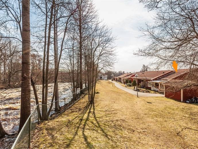 4 rok · 94 m² · Laxgången 66 B
