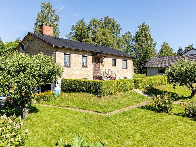 3 rok · 94 m² · Torsvägen 11