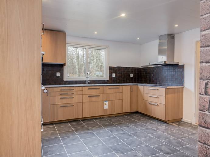 6 rok · 230 m² · Göthvägen 2