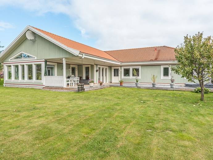 6 rok · 174 m² · Korngränd 8