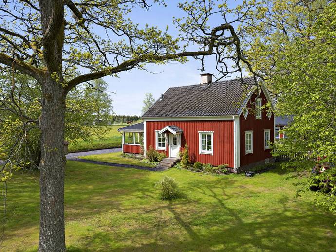 Antalet platser r begrnsat, men om du fr en plats s fr du under ett r mjlighet att arbeta p handledningskliniken ett par dagar i veckan samtidigt som du Vi sker tandlkare till Folktandvrden Lenhovda - satisfaction-survey.net