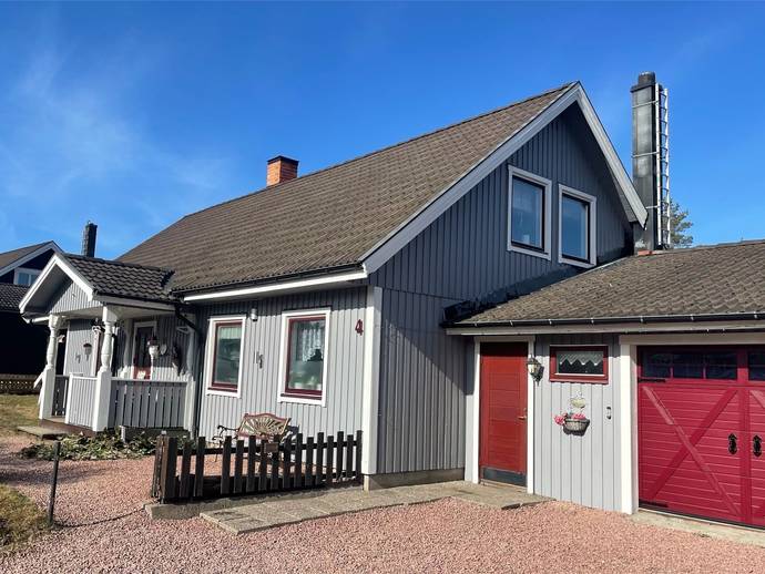7 rok · 160 m² · Kolmovägen 4