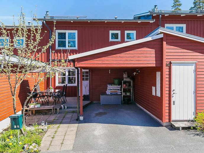 4 rok · 121 m² · Kapellvägen 16