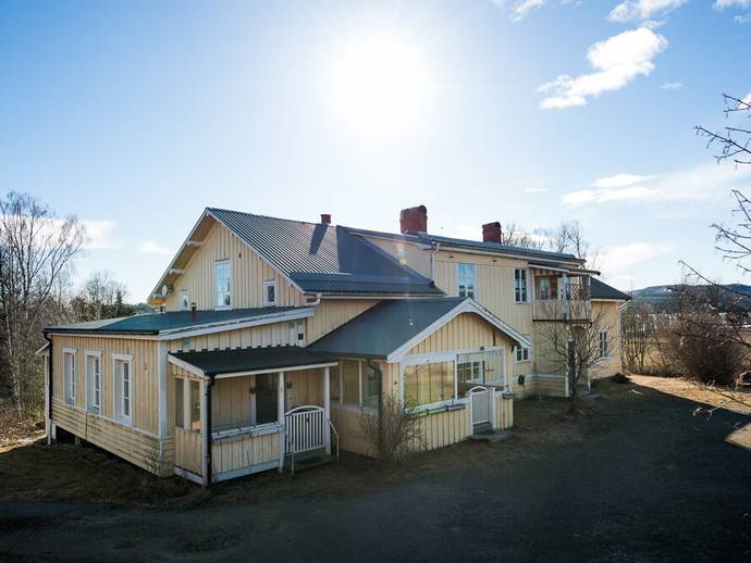 14 rok · 420 m² · Hoverberg 248