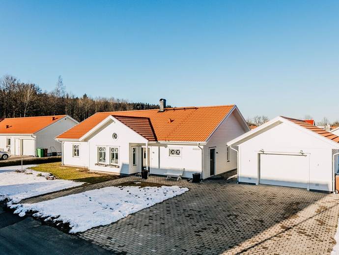 6 rok · 152 m² · Vagnbodsvägen 9