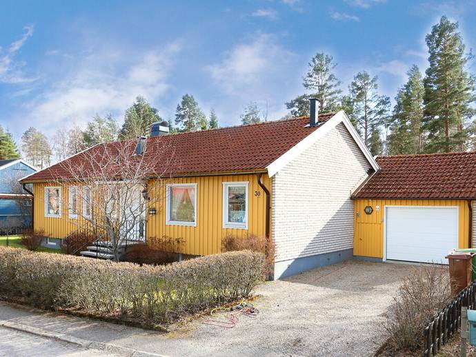 4 rok · 103 m² · Dianavägen 30