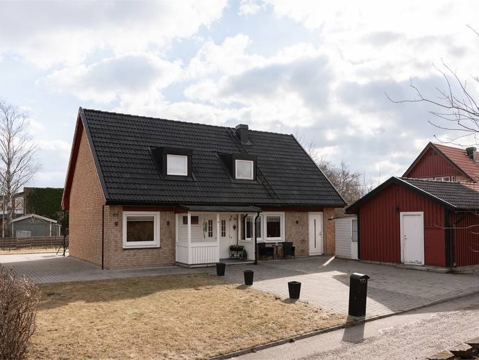 SKÄLBYGATAN 105