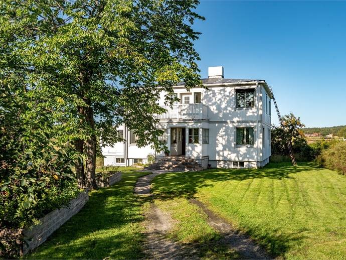 6 rok · 160 m² · Landsvägen 10