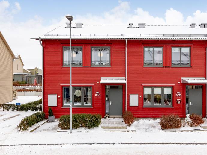 Högövägen 32C i Bredvik, Växjö kommun - radhus till salu - Hemnet