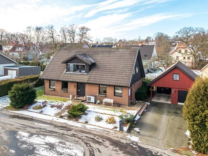 5 rok · 170 m² · Ängsvägen 11