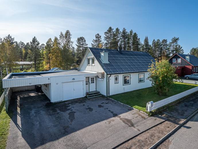6 rok · 131 m² · Pianostigen 6
