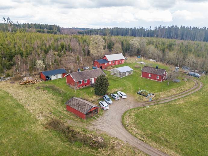 4 rok · 103 m² · Längjum Stockhult 1