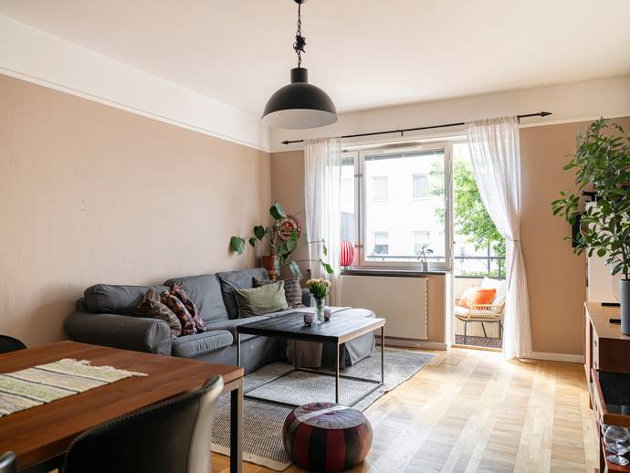 2 rok · 52,3 m² · Ståltrådsvägen 38