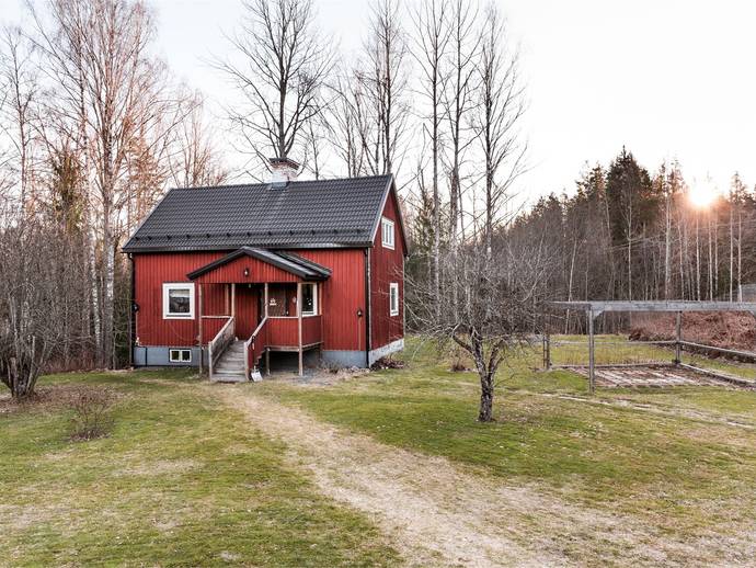 4 rok · 108 m² · Dammsjövägen 17