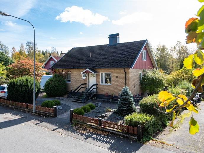 5 rok · 125 m² · Påskarpsvägen 16