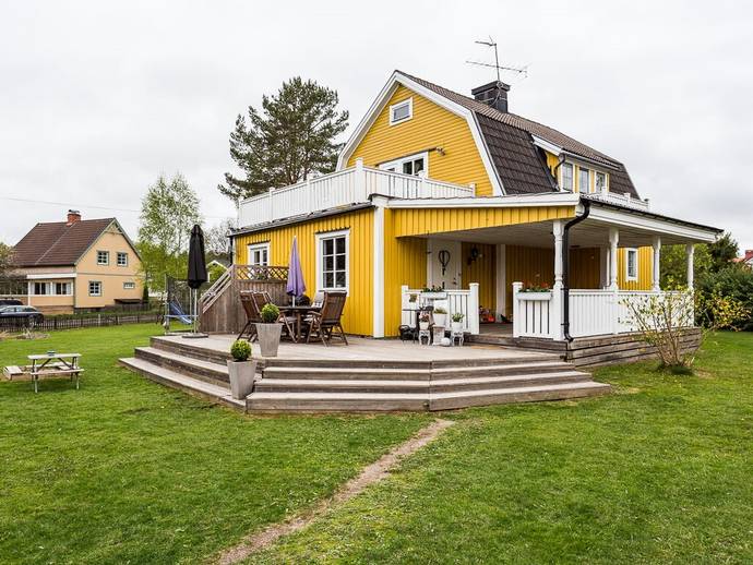 6 rok · 157 m² · Bangatan 13