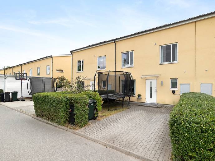 5 rok · 127 m² · Alabastervägen 8