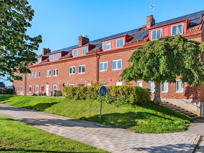 1 rok · 36 m² · Centrumvägen 5D.  Markplan